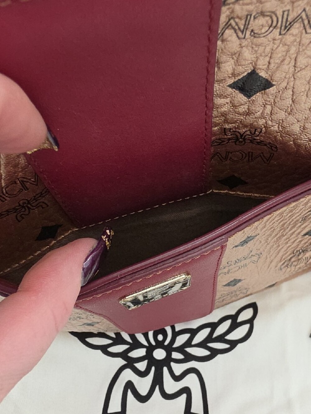 MCM Rose Gold Metallic Vietos Burgundy Stripe Gold Hardware Large Tote (EUC)✨️ - Picture 6 of 15
